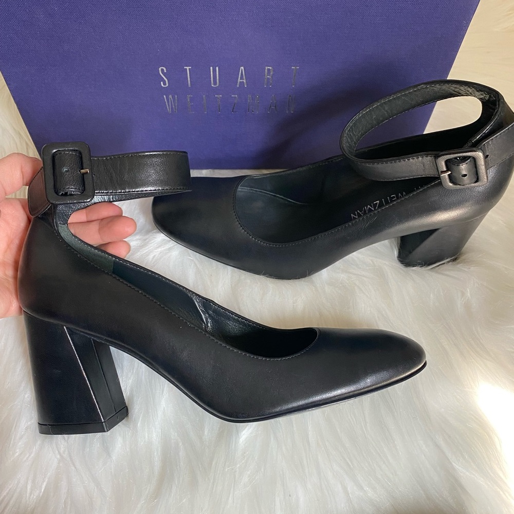 New in box Stuart Weitzman leather Mary Janes (6.5)